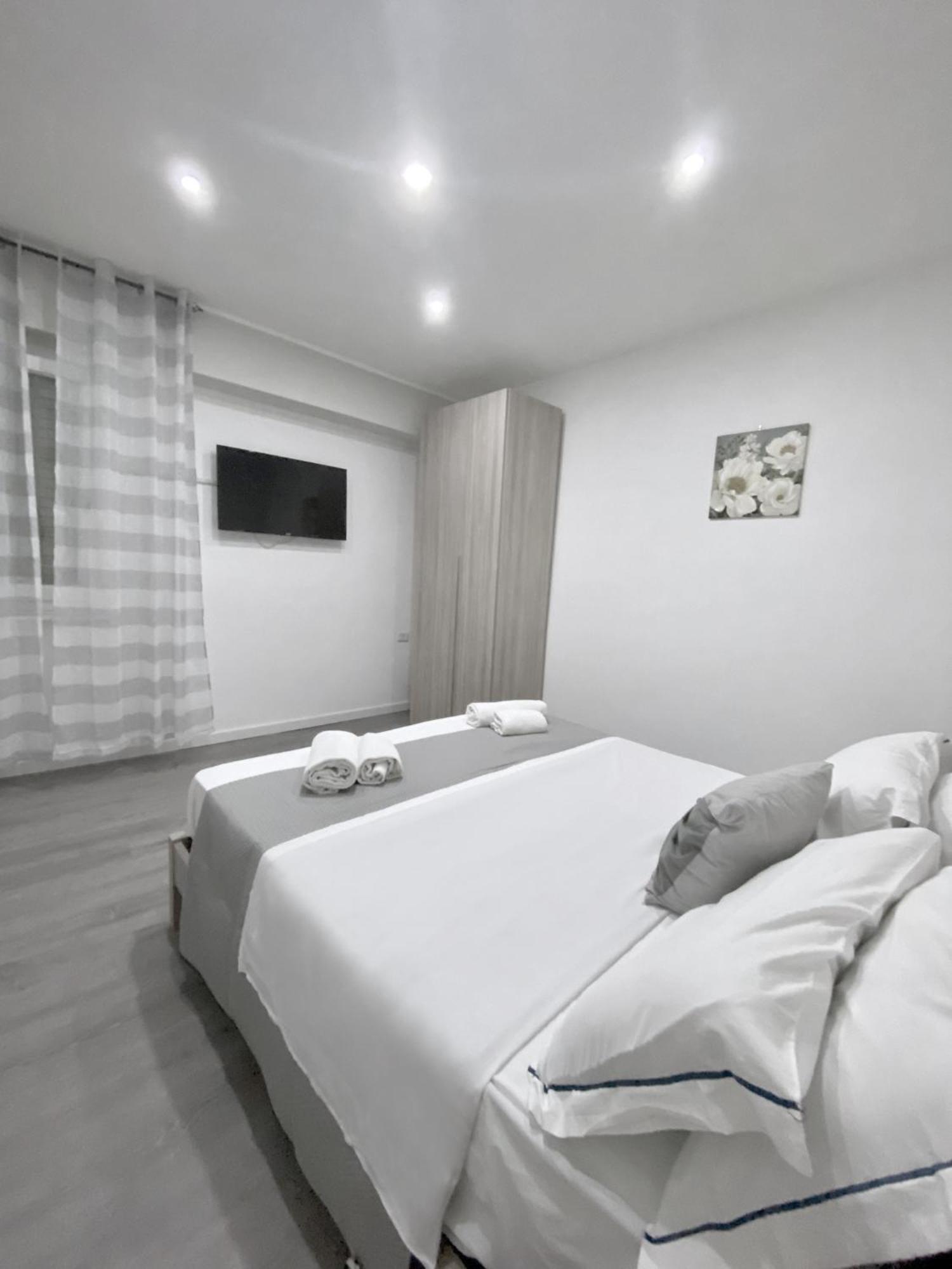 Capodichino Apartment 127 - 20 Неаполь Экстерьер фото